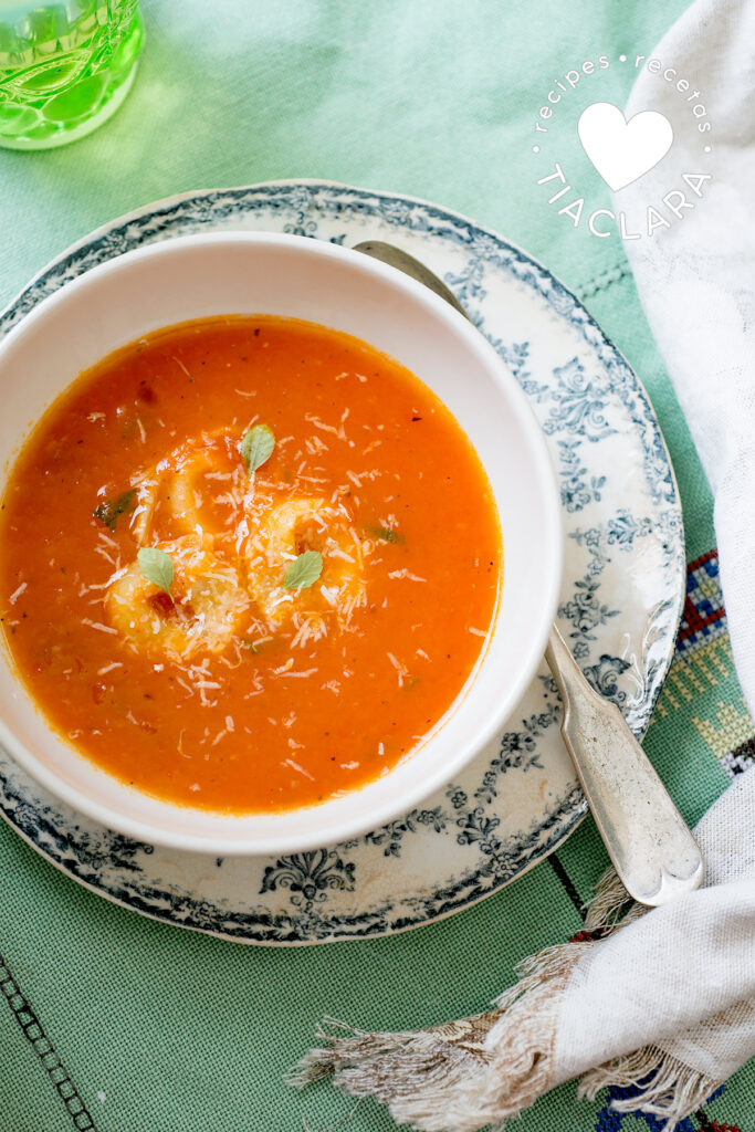 Tomato and tortellini soup