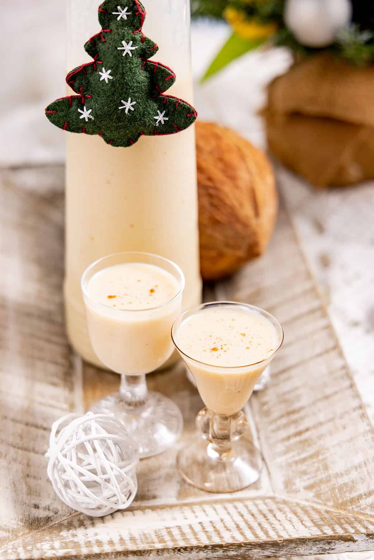 Quick and easy coquito.