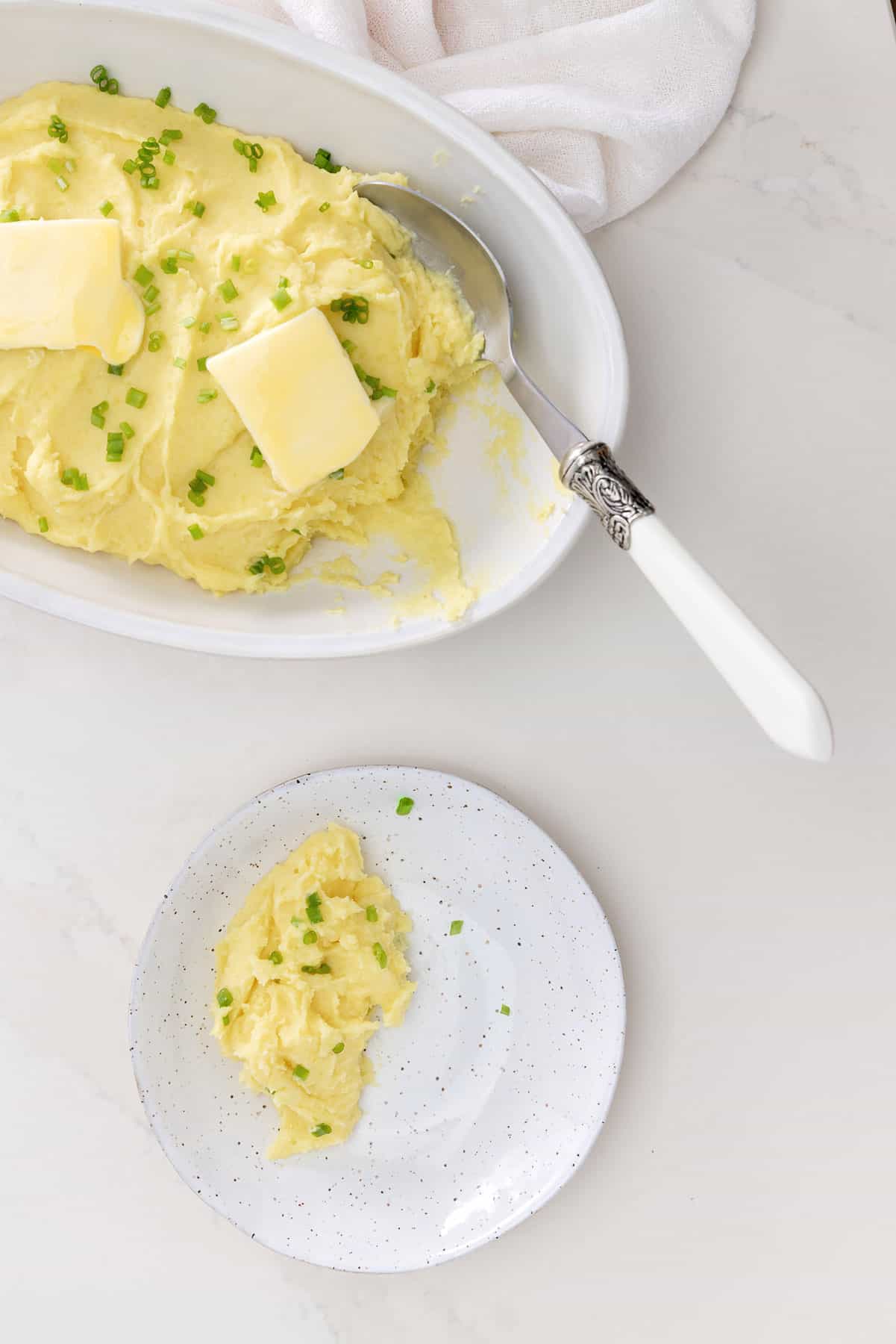 Sour cream mashed potatoes with chives.