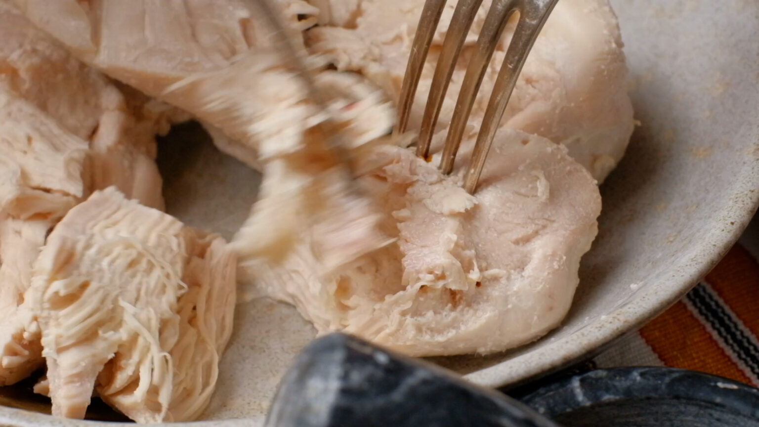 Ropa Vieja de Pollo [Video+Receta] - Tia Clara
