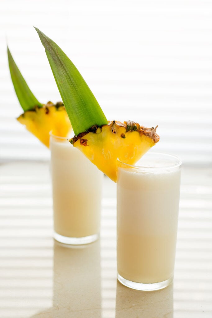 Piña Colada [Video+Receta] Coctel de Coco y Piña - Tia Clara